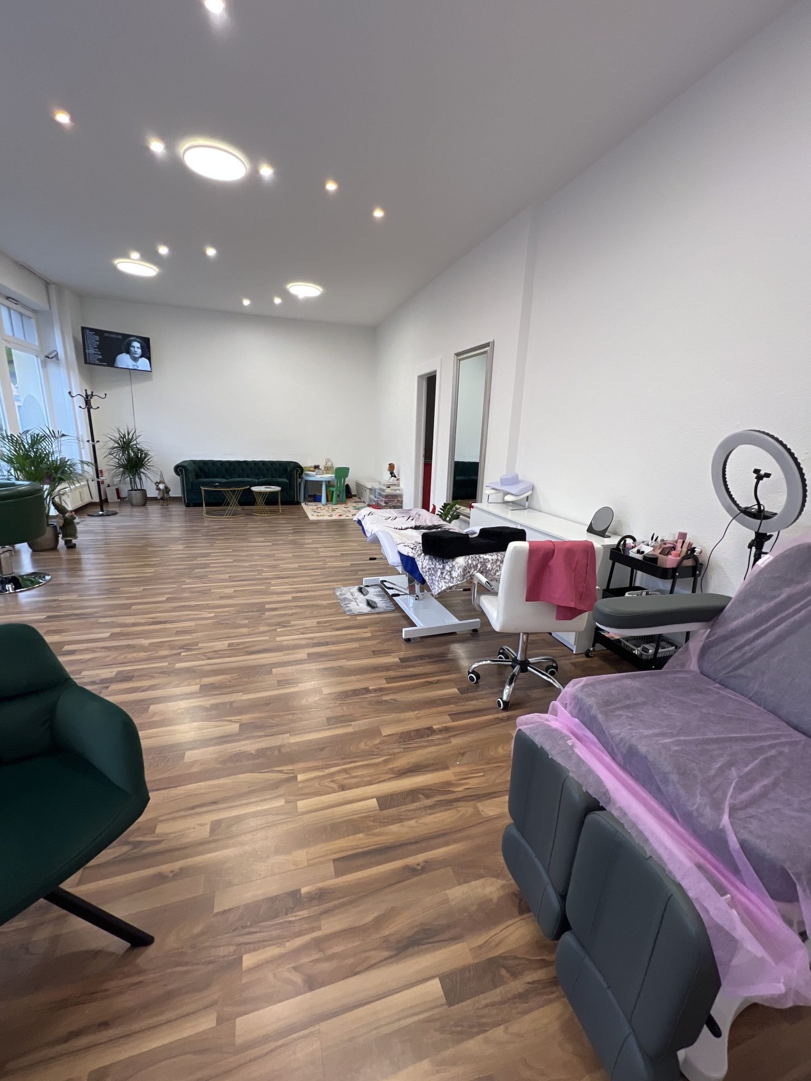 IK Studio – Nails & Tails: Studioansicht 8